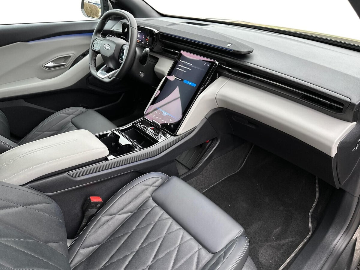 Ford Explorer Premium Extended Range AWD billede 10