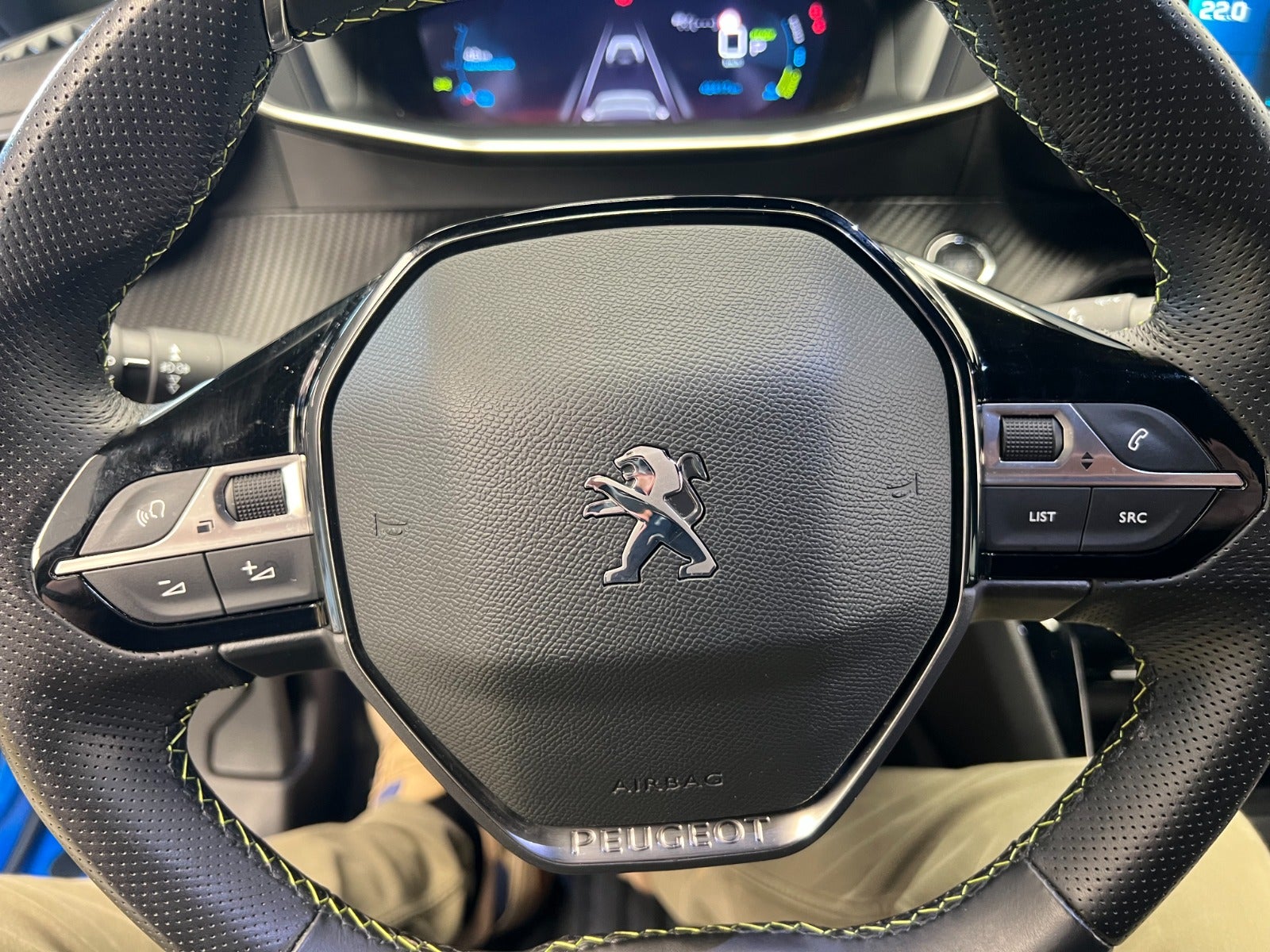 Billede af Peugeot e-2008 50 GT