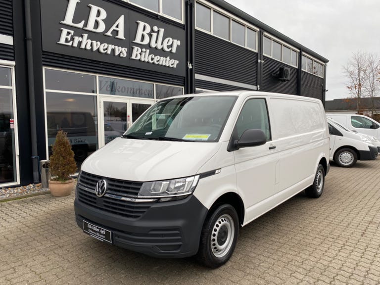 VW Transporter TDi 110 Kassevogn lang