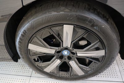 BMW iX xDrive40 Sport Line