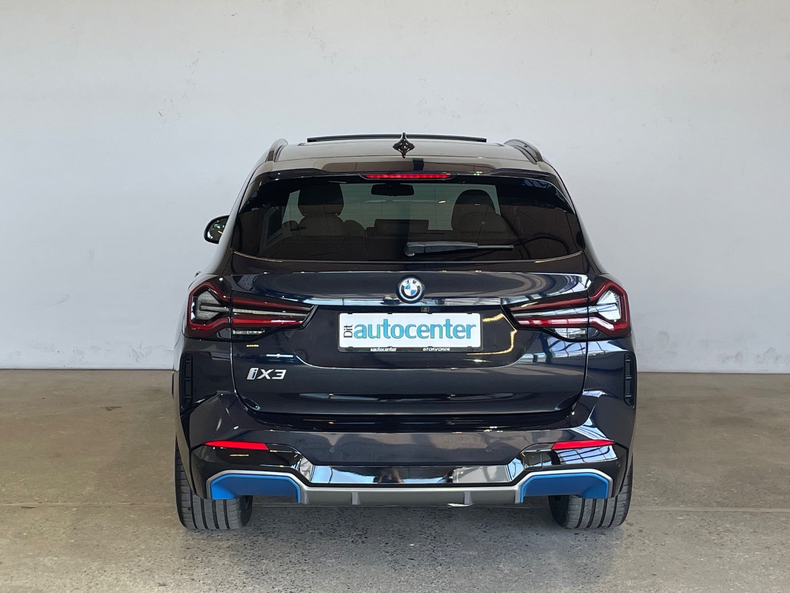 BMW iX3 Charged Plus M-Sport