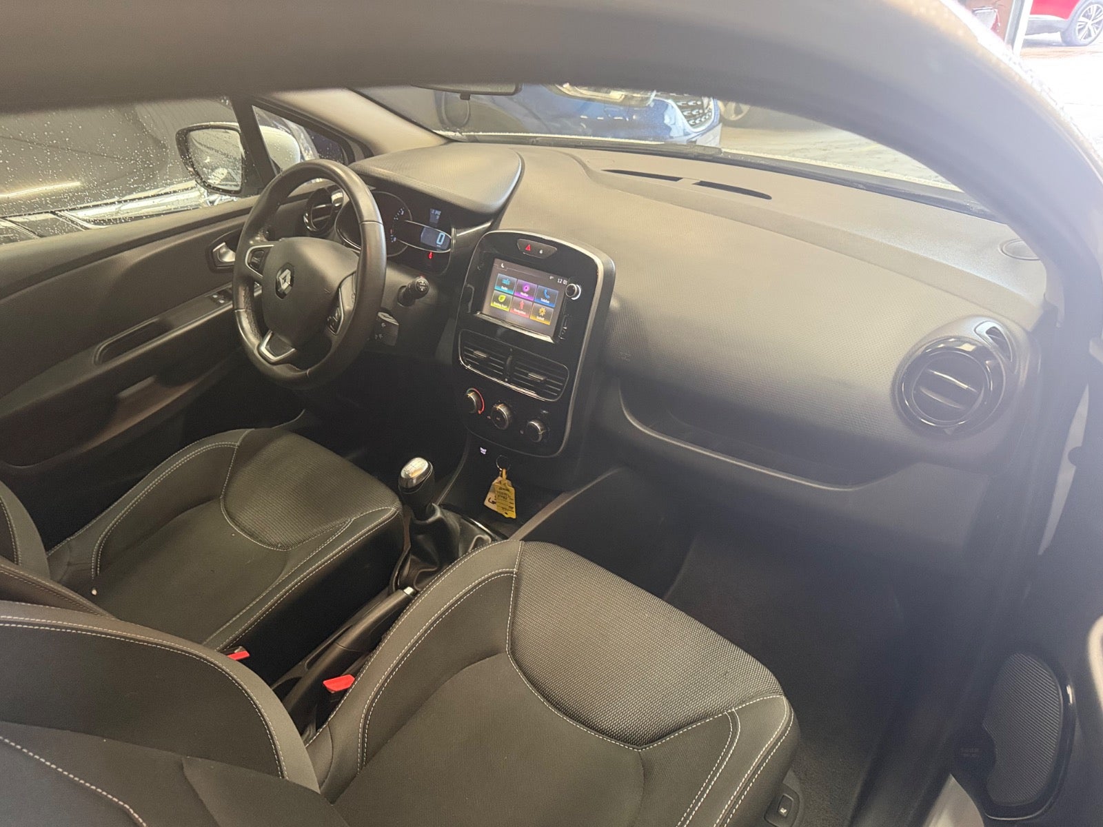 Renault Clio IV dCi 75 Expression Sport Tourer - billede 8