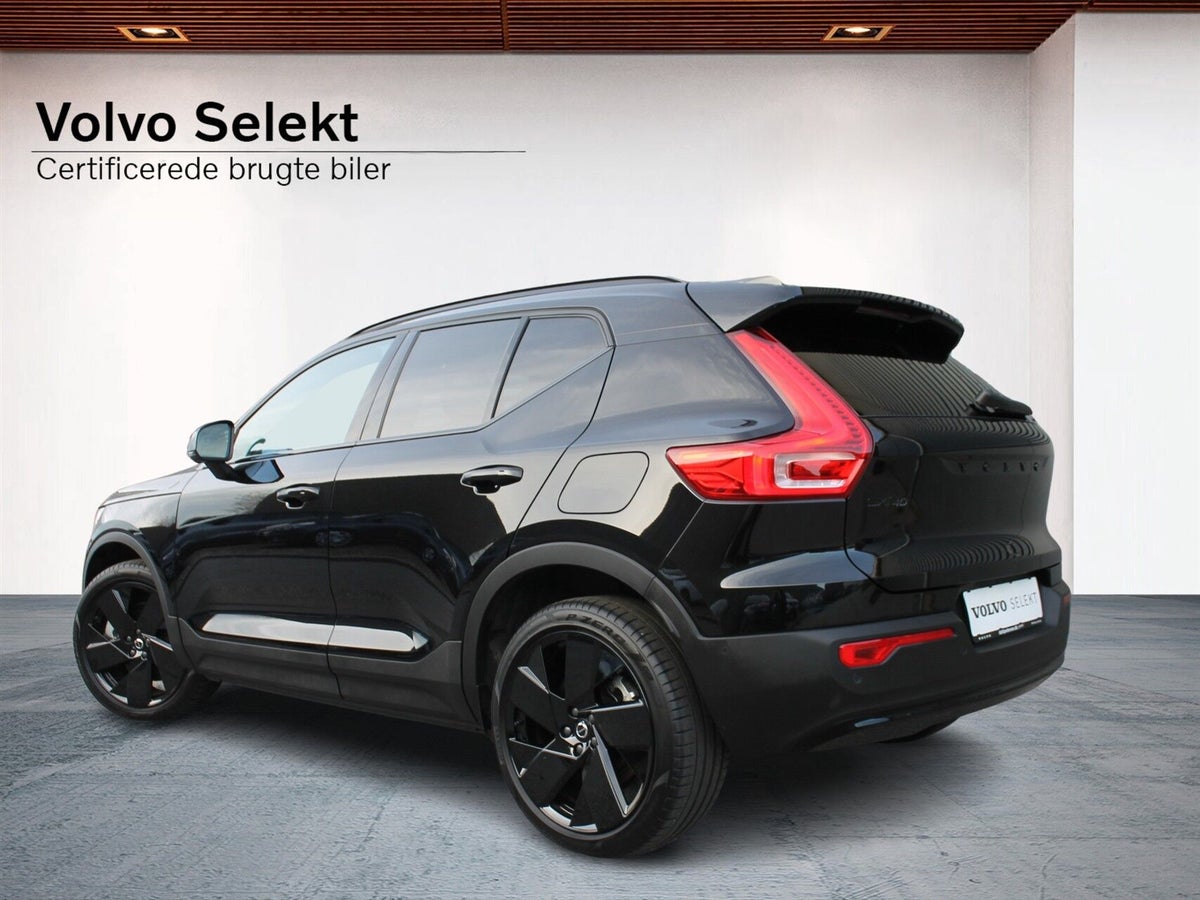 Volvo EX40 Extended Range Black Edition billede 2