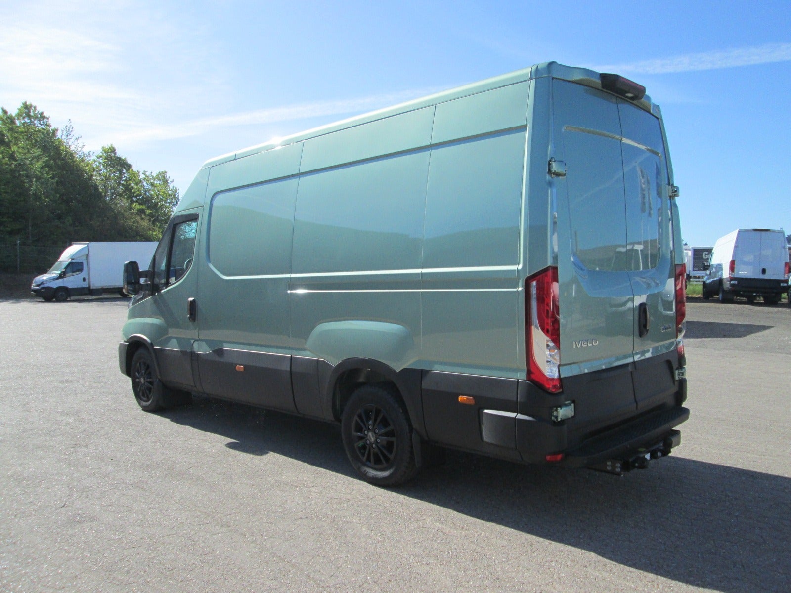 Billede af Iveco Daily 3,0 35S21 12m³ Van AG8