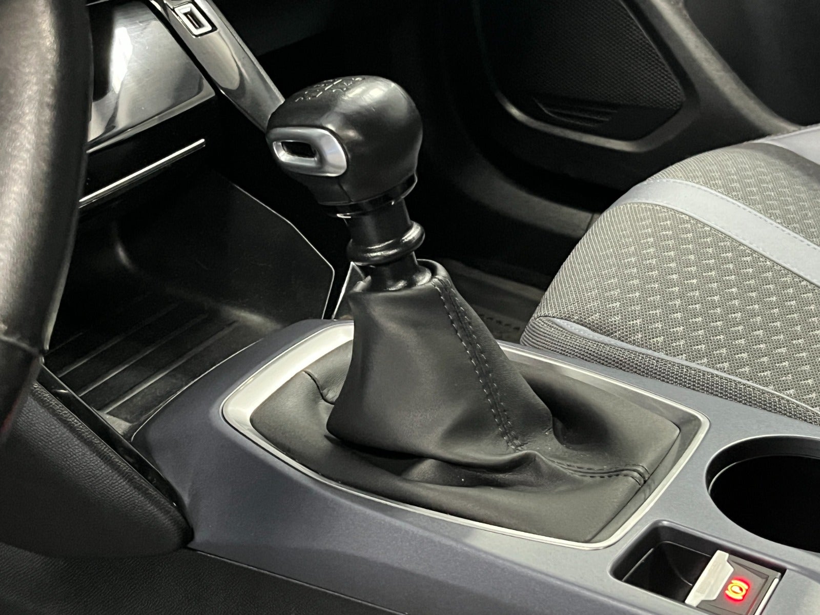 Billede af Peugeot 2008 1,2 PureTech 130 Allure Pack