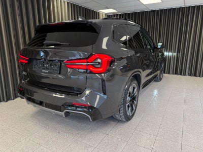BMW iX3 Charged M-Sport