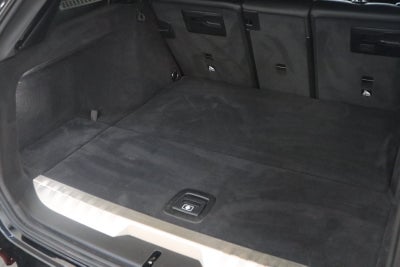 BMW 330e Touring Sport Line aut.