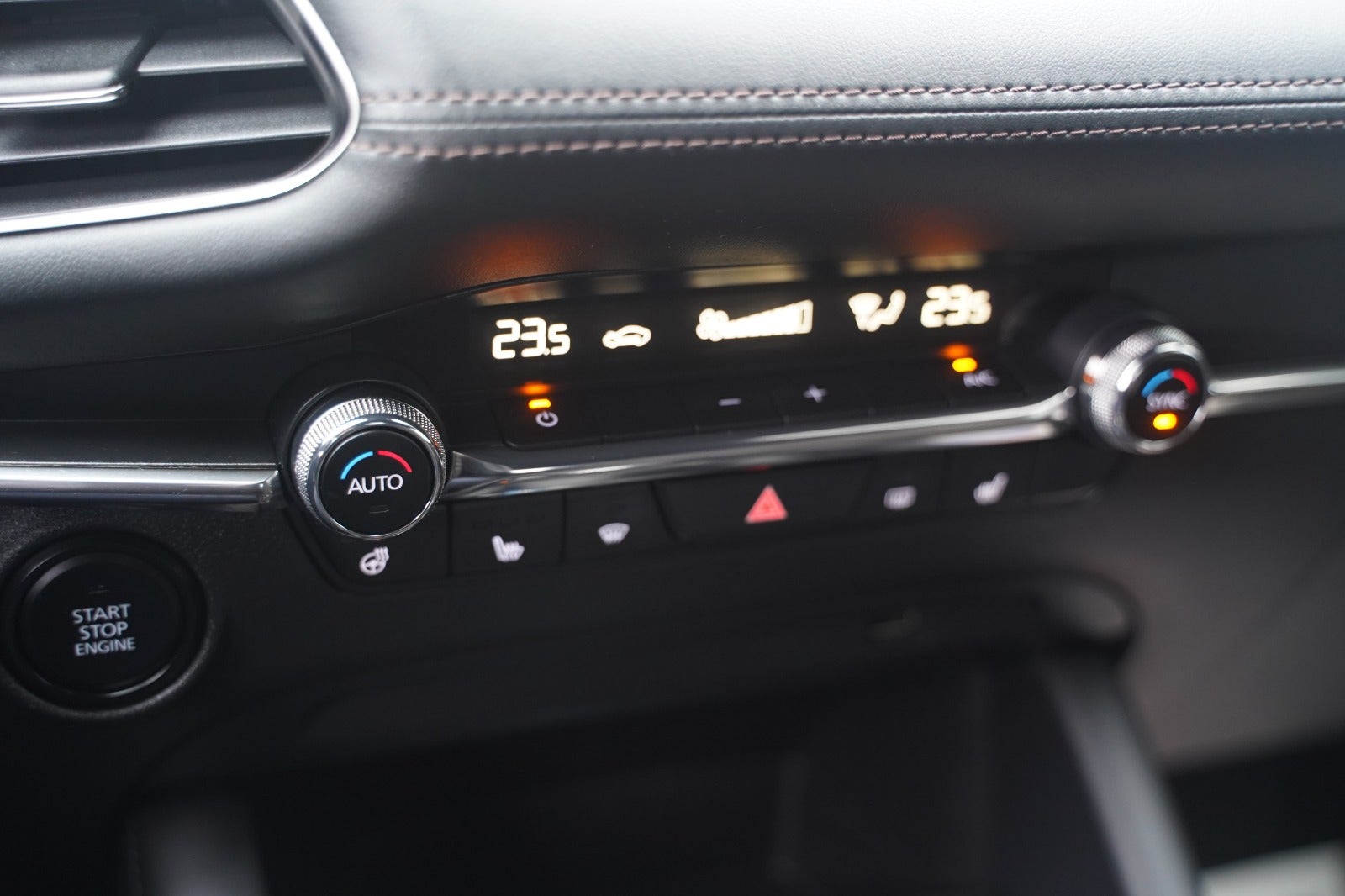 Billede af Mazda 3 1,8 SkyActiv-D 116 Sky aut.