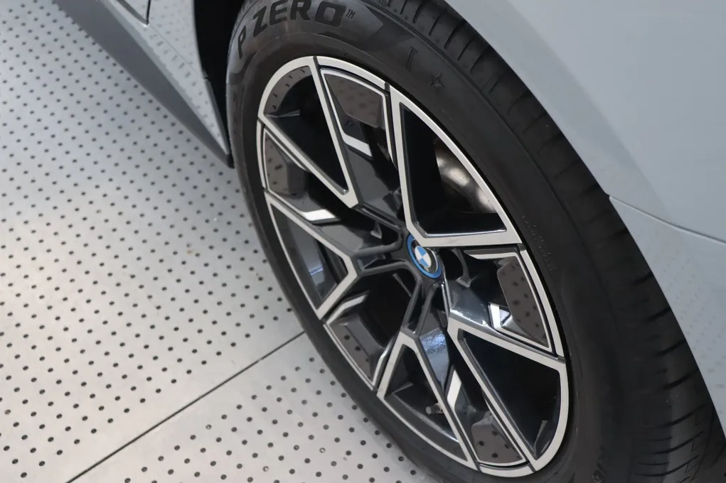 BMW i4 eDrive35 M-Sport