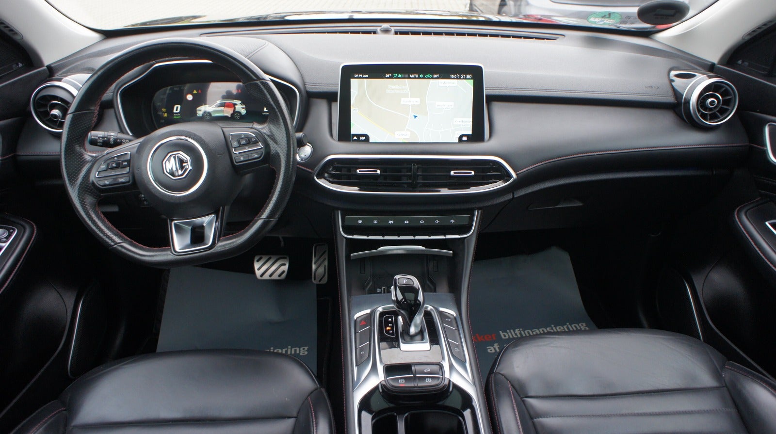 MG EHS PHEV Luxury