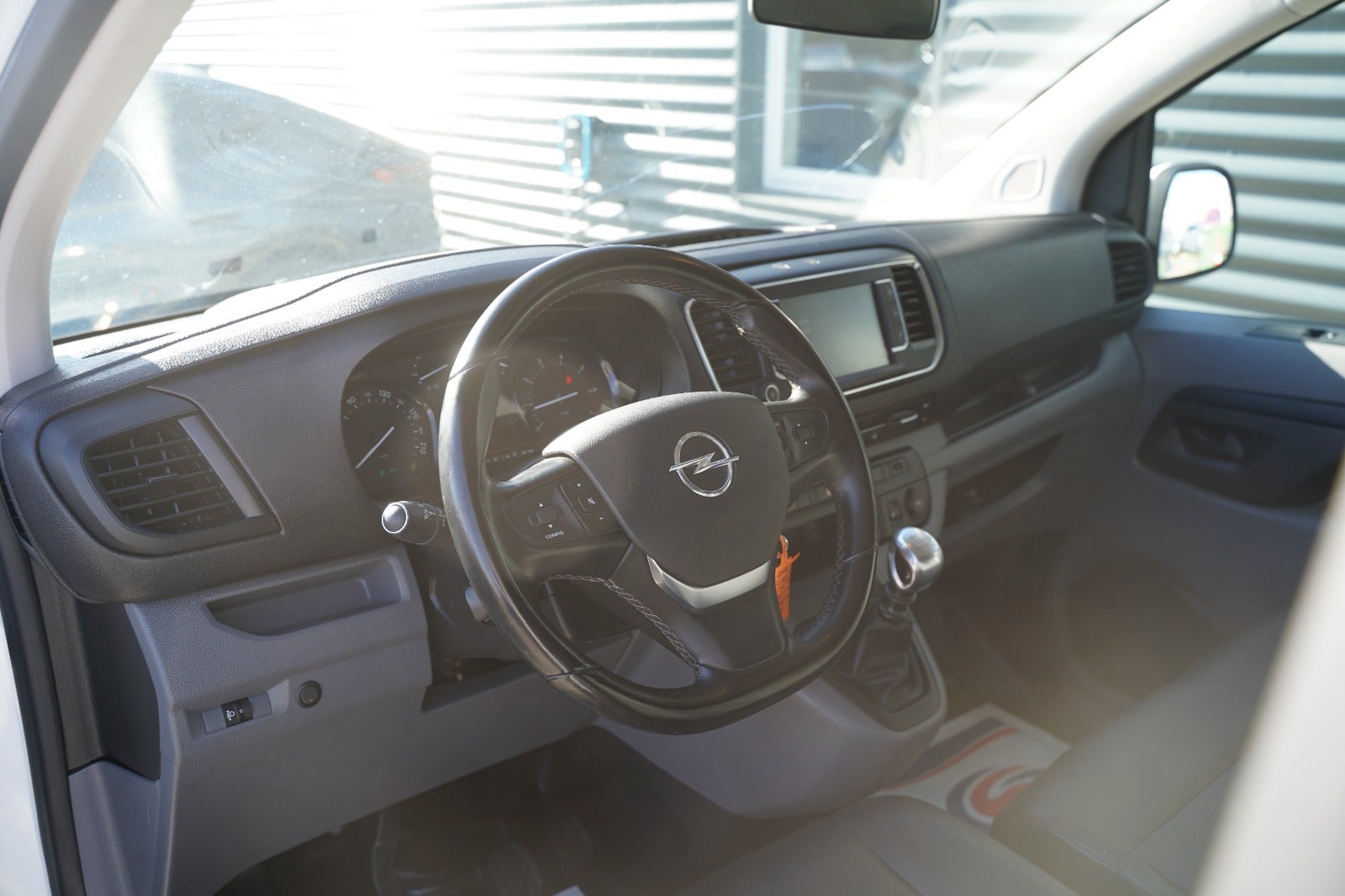 Billede af Opel Vivaro 2,0 D 122 Enjoy L3V2