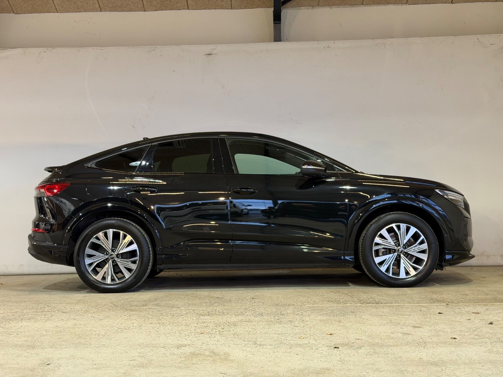 Audi Q4 e-tron Advanced Sportback