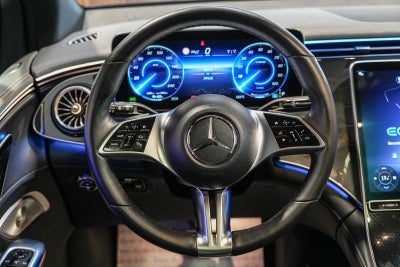 Mercedes EQE350 SUV