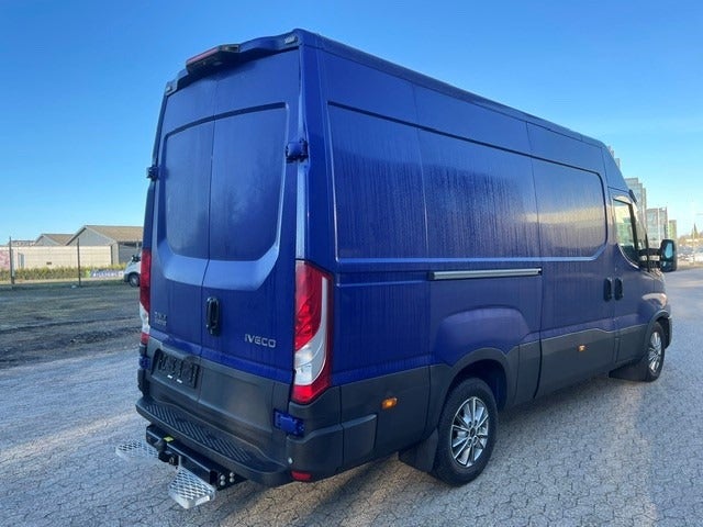 Billede af Iveco Daily 3,0 35S21 12m³ Van AG8