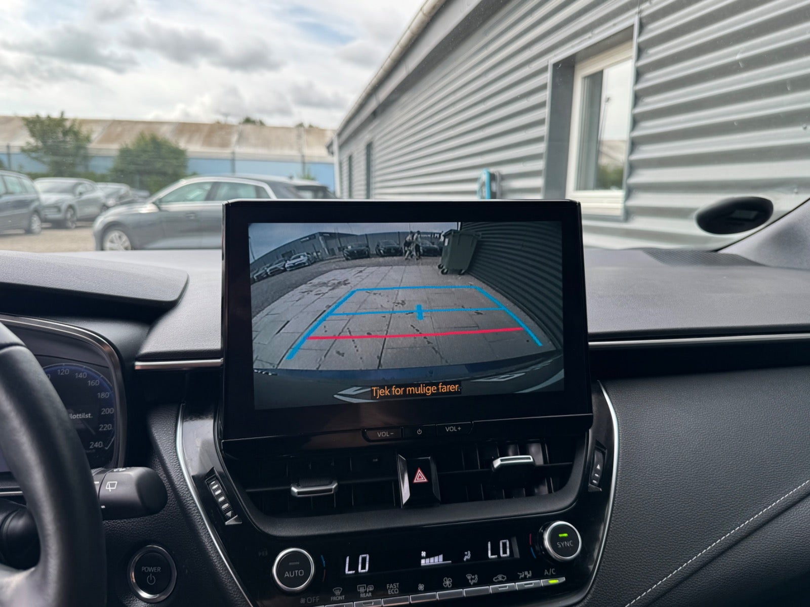 Billede af Toyota Corolla 1,8 Hybrid Style Touring Sports e-CVT