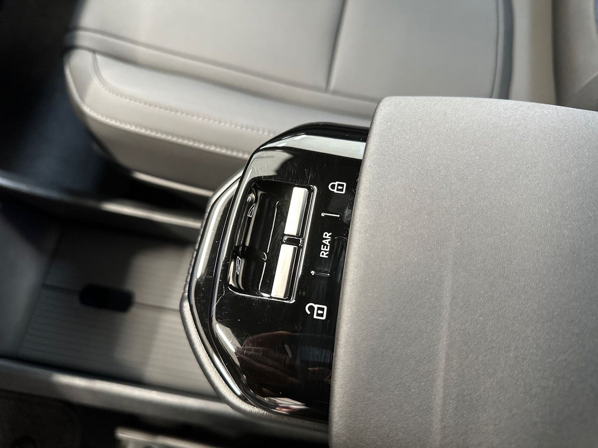 Volvo EX30 Extended Range Plus billede 16