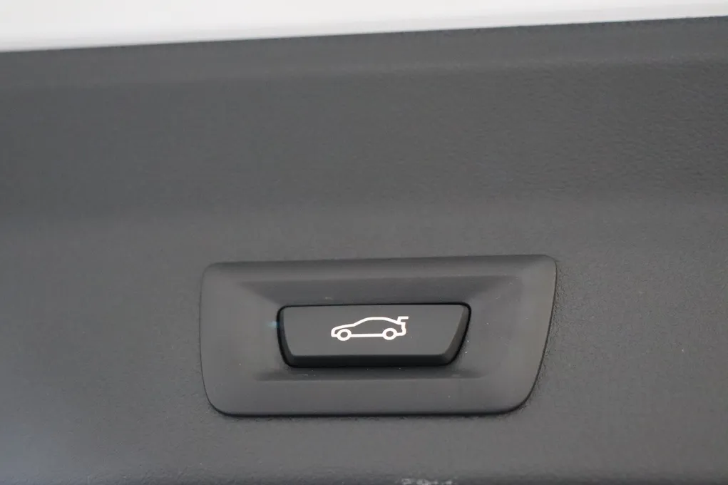 BMW iX3 Charged M-Sport