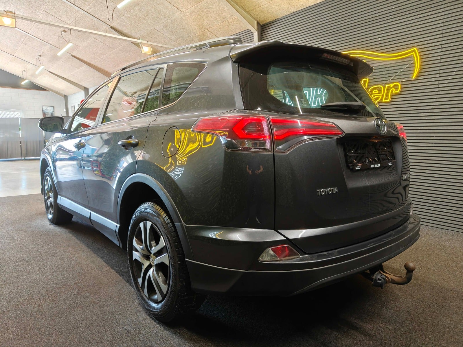 Billede af Toyota RAV4 2,0 D-4D T2+ Van