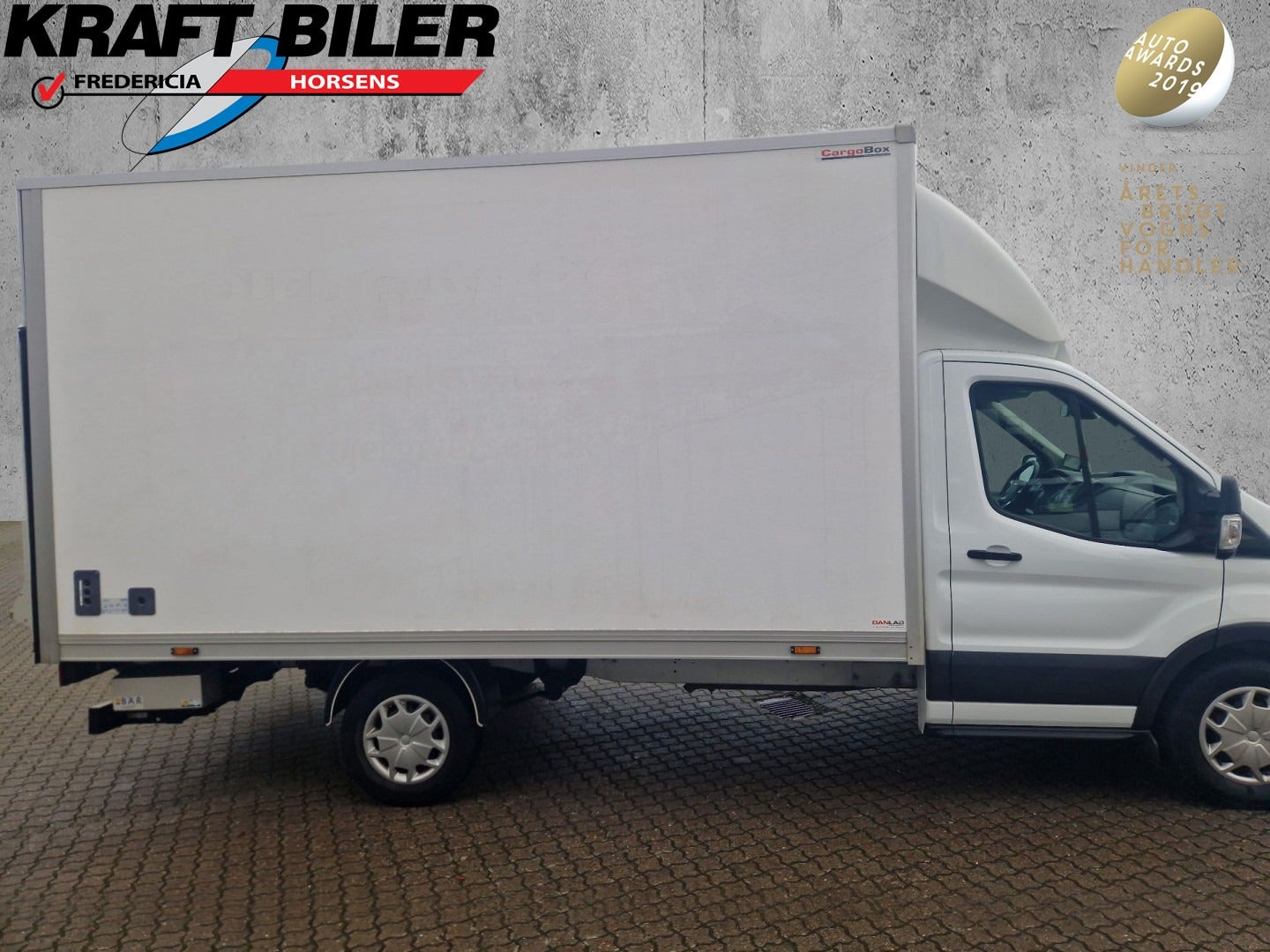 Billede af Ford Transit 350 L3 Chassis 2,0 TDCi 170 Alukasse m/lift aut. FWD