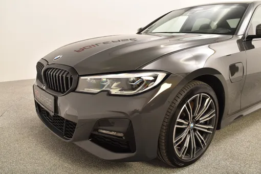 BMW 330e M-Sport aut.