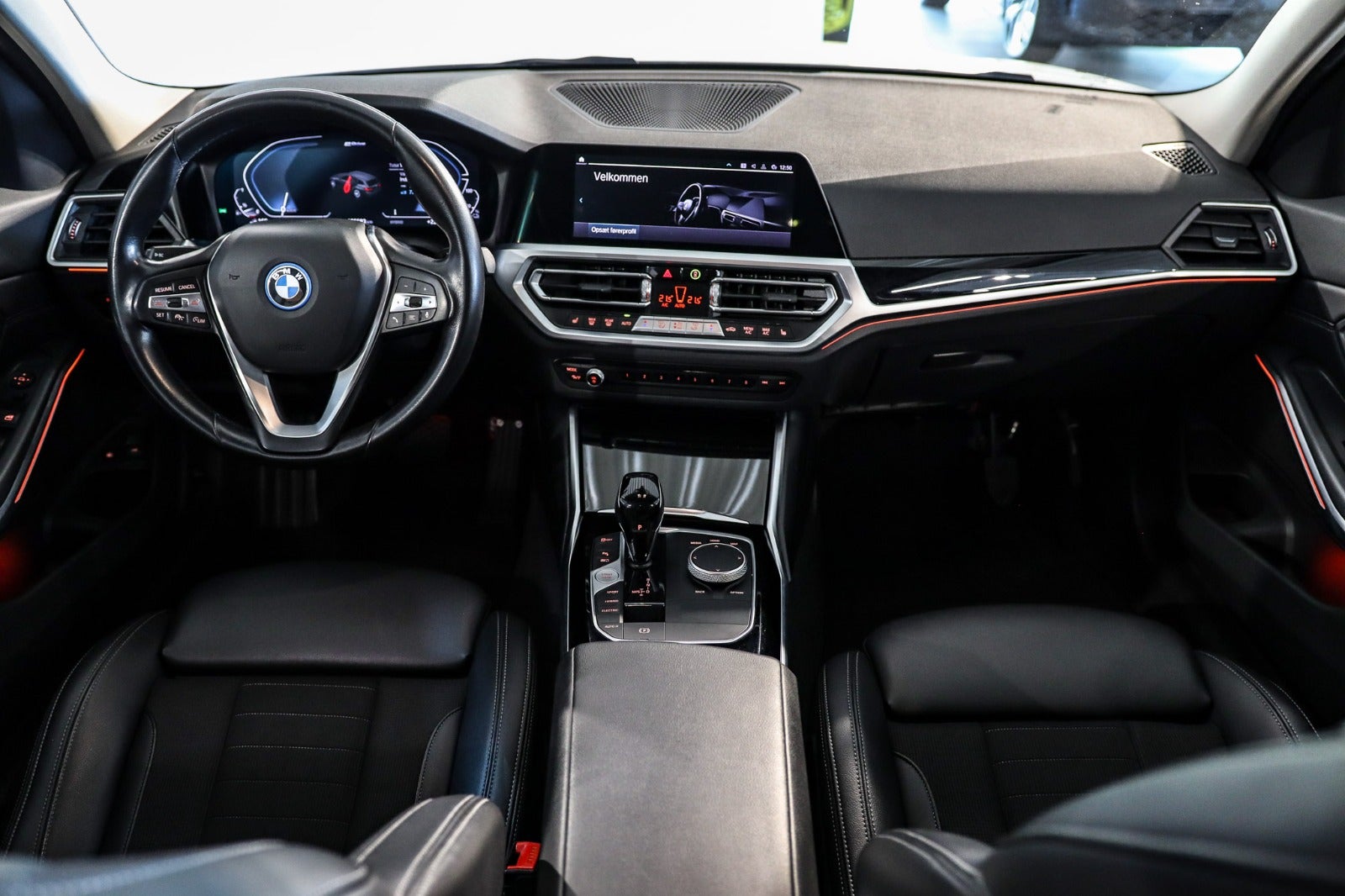 Billede af BMW 330e 2,0 Touring Sport Line aut.