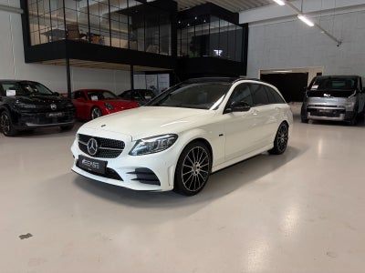 Mercedes C300 de 2,0 AMG Line stc. aut. 5d