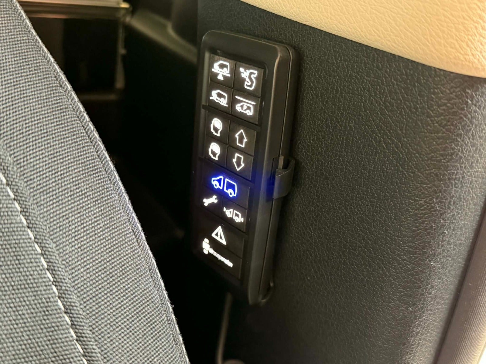 2021 Mercedes V220 d