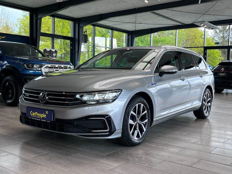 VW Passat GTE+ Pro Variant DSG