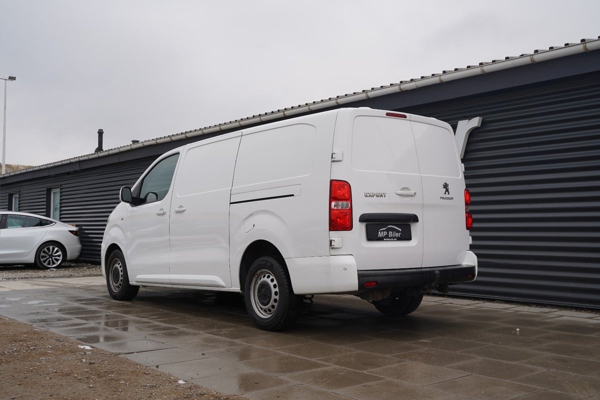 Billede af Peugeot Expert 2,0 BlueHDi 122 L2 Premium EAT8 Van