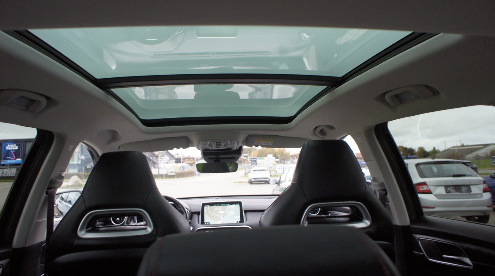 MG EHS PHEV Luxury