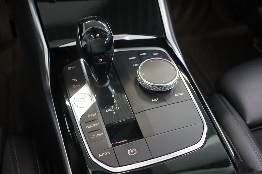 BMW 320d Sport Line aut.