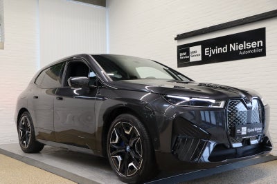 BMW iX xDrive40 Fully Charged Sport