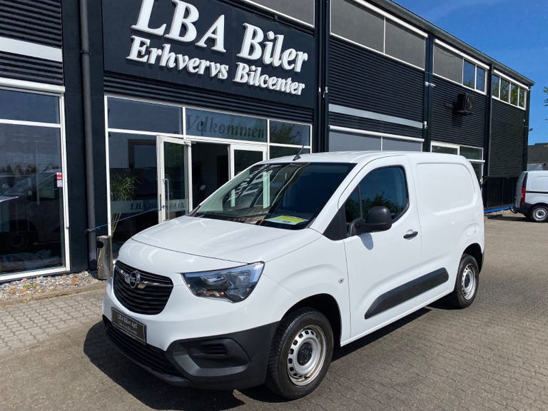 Opel Combo D 75 Essentia L1V1