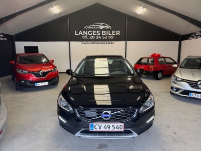 Volvo V60 CC 2,0 D3 150 Kinetic 5d