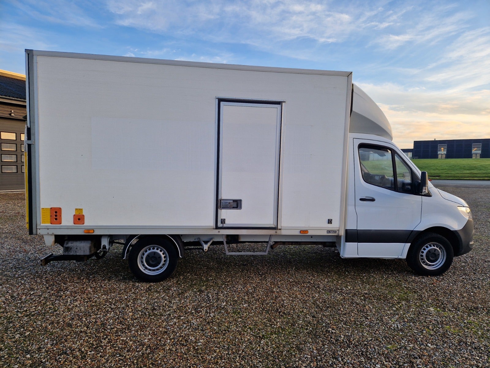 Billede af Mercedes Sprinter 315 2,0 CDi A3 Alukasse m/lift aut. RWD