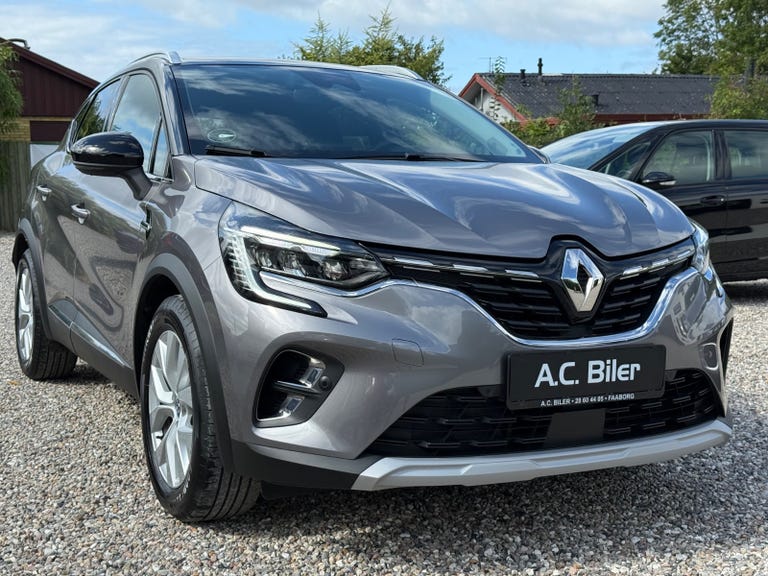 Renault Captur E-Tech Intens