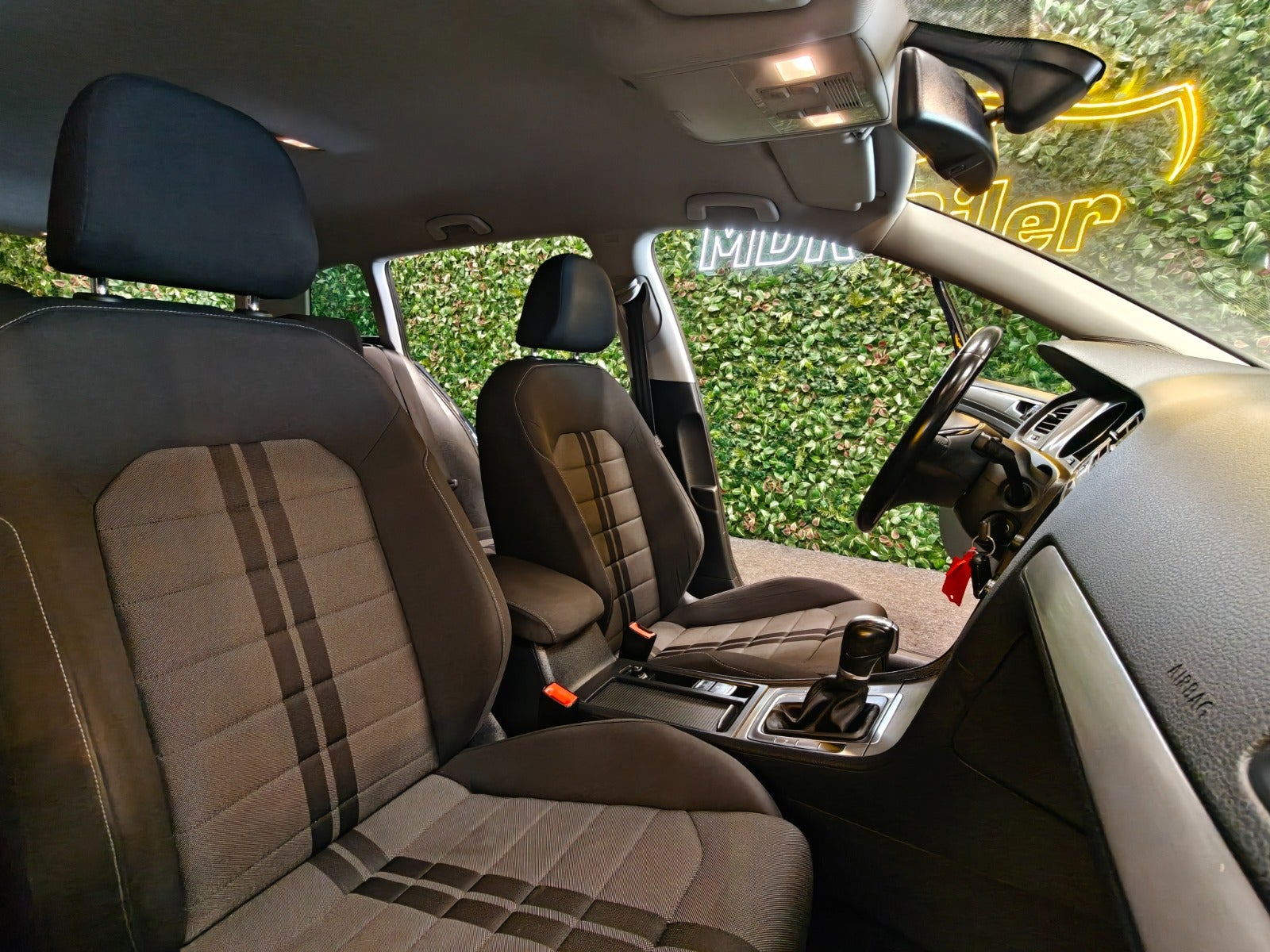 Billede af VW Golf VII 1,4 TSi 150 R-line Variant DSG BMT