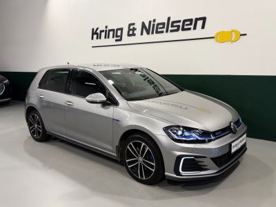 Volkswagen Golf VII GTE DSG