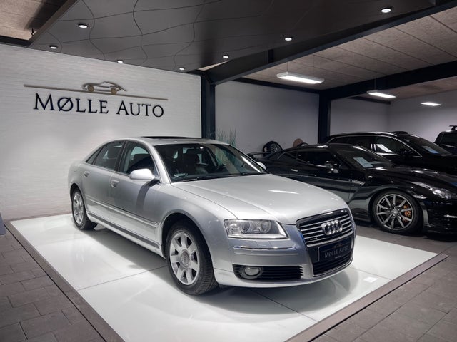 Audi A8 4,2 V8 quattro Tiptr.