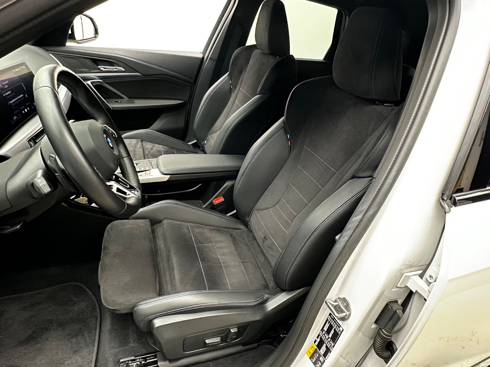 Billede af BMW iX1  eDrive20 Fully Charged M-Sport