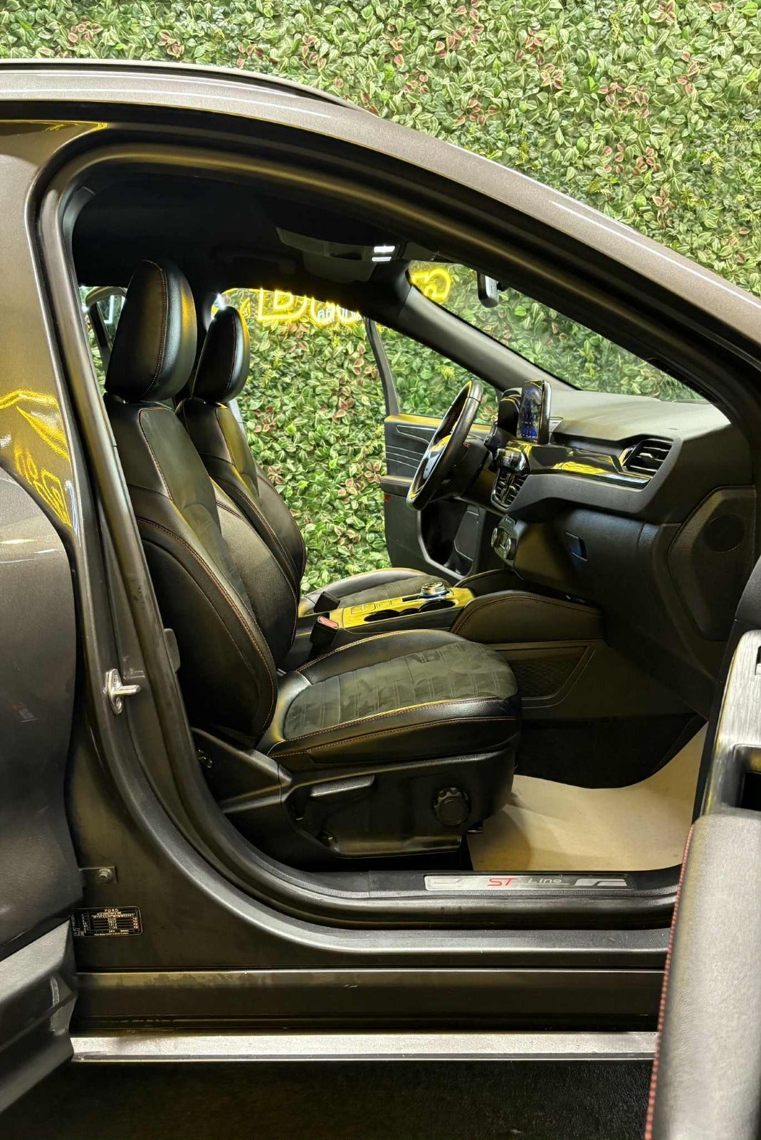 Billede af Ford Kuga 2,5 PHEV ST-Line CVT