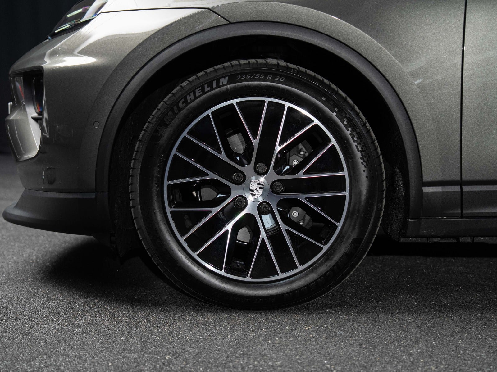 Gallery image 5 of 16