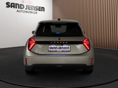 MINI Cooper E Favoured Trim M