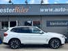 BMW iX3 Charged thumbnail