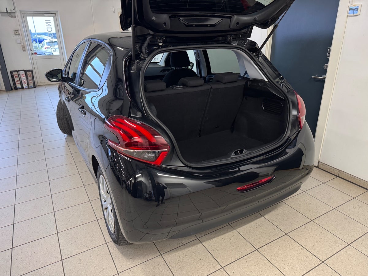 Peugeot 208 VTi 82 Active Peugeot 208 VTi 82 Active