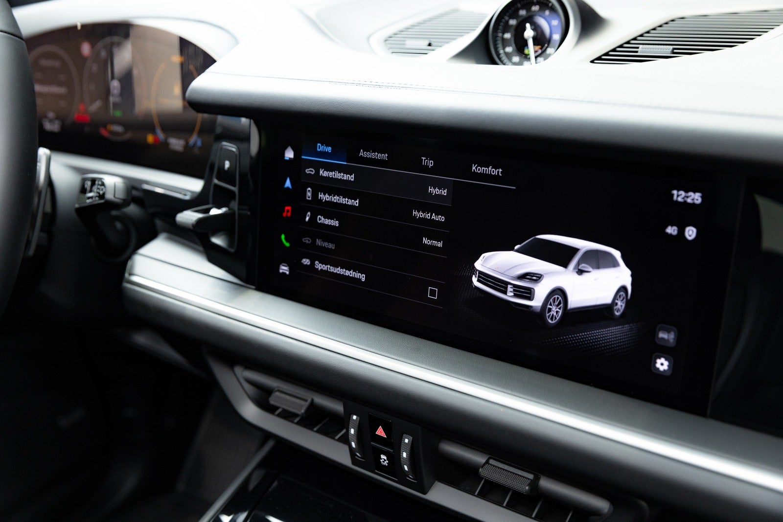 Gallery image 14 of 17