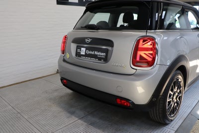 MINI Cooper SE Classic Trim