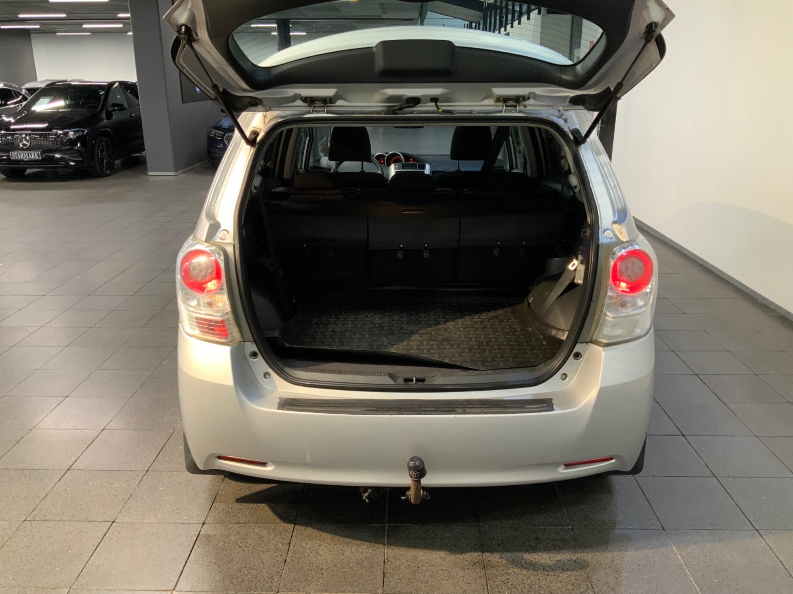 Toyota Verso (5/8)
