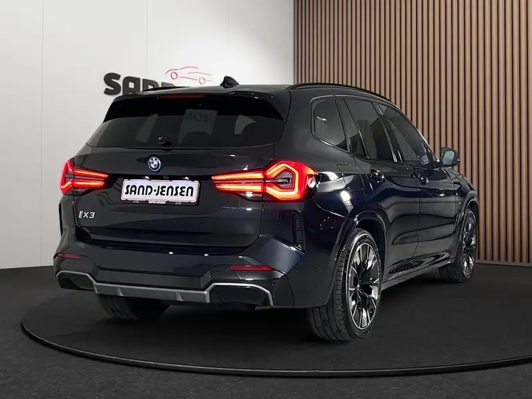 BMW iX3 Charged Plus M-Sport Van
