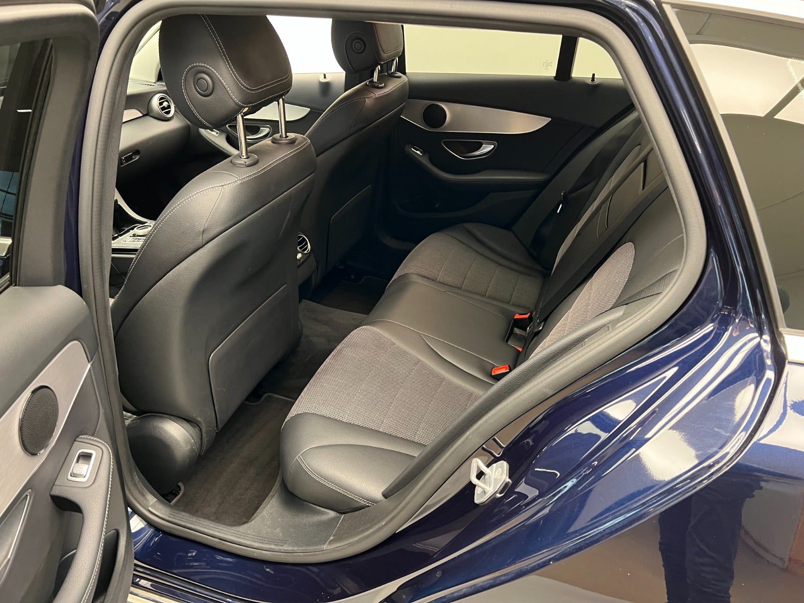Billede af Mercedes C220 d 2,0 Avantgarde stc. aut.